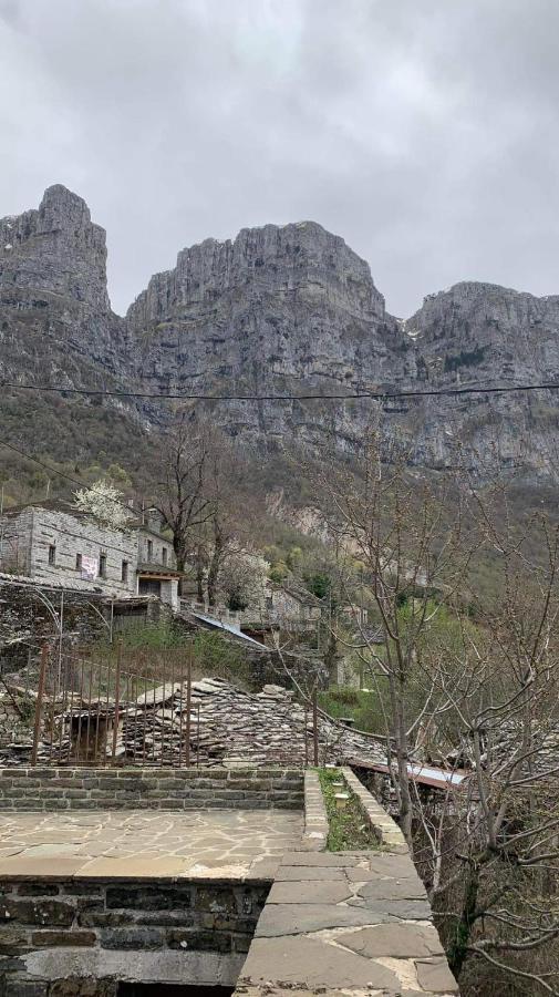 パピンゴ Ανδρομέδα: Παραδοσιακό Κατάλυμμαヴィラ エクステリア 写真