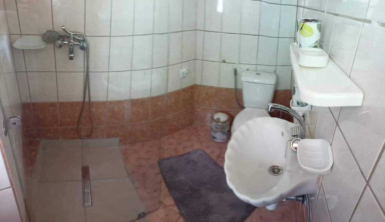 パピンゴ Ανδρομέδα: Παραδοσιακό Κατάλυμμαヴィラ エクステリア 写真